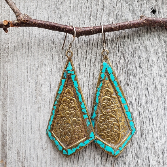 Two Tone Botanical Statement Earring With Turquiose - Picture 3 of 9